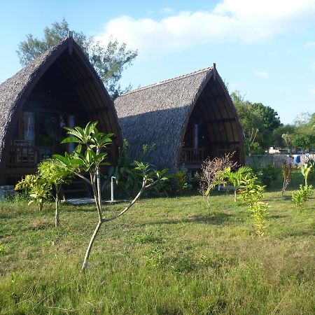فندق Pemenangفي  Rose Bungalow المظهر الخارجي الصورة