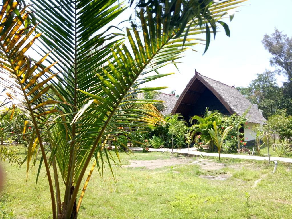 فندق Pemenangفي  Rose Bungalow المظهر الخارجي الصورة